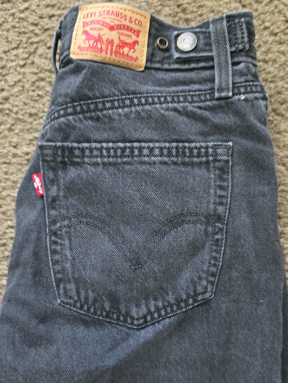 Levi's Black Women's High-Waist Jeans